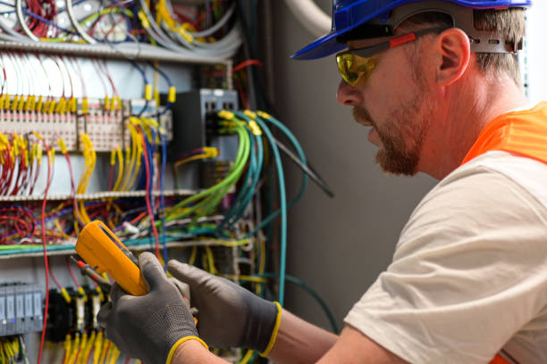 Best Local Electrician Companies  in Des Plaines, IL