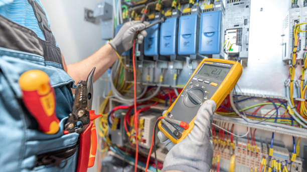 Best Electrician Near Me  in Des Plaines, IL